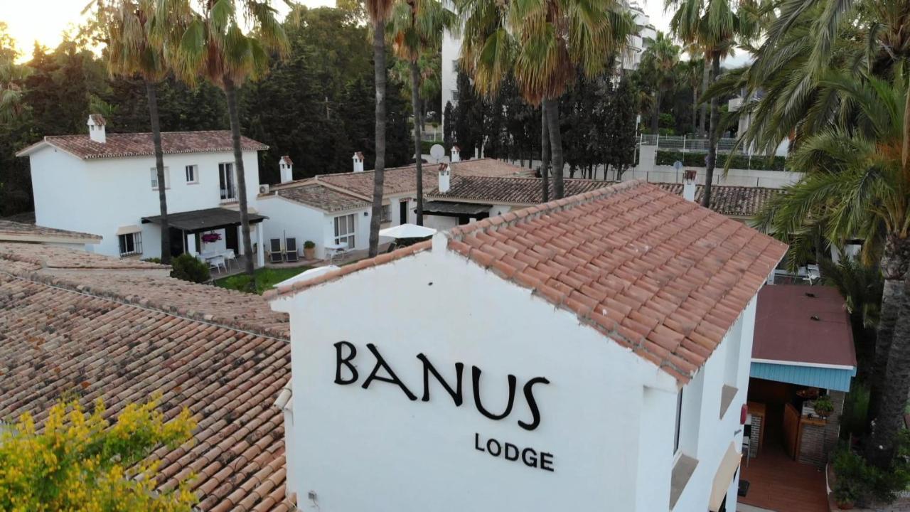 Banus Apartament *