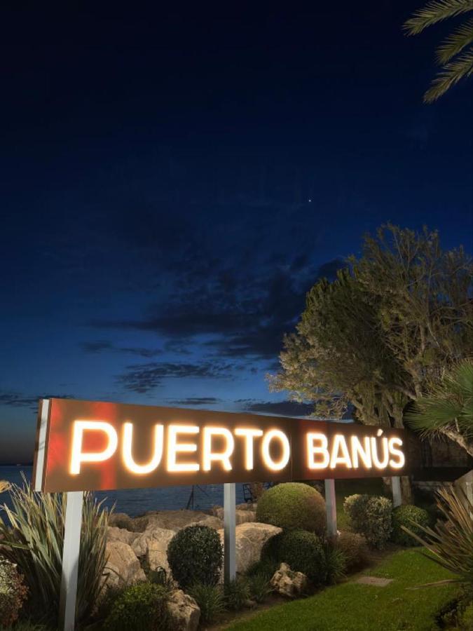 Banus Apartament *